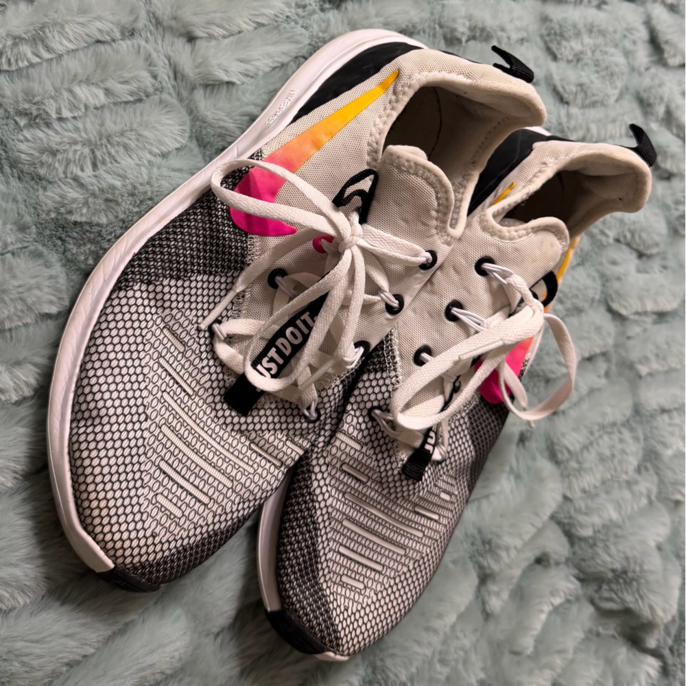 Nike Women’s Sneakers with Pink and Yellow Highlights